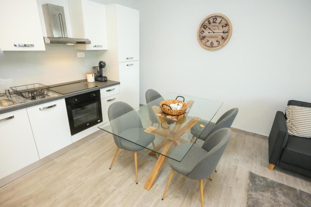 Apartmani Kolovare Zadar Eksteriør bilde